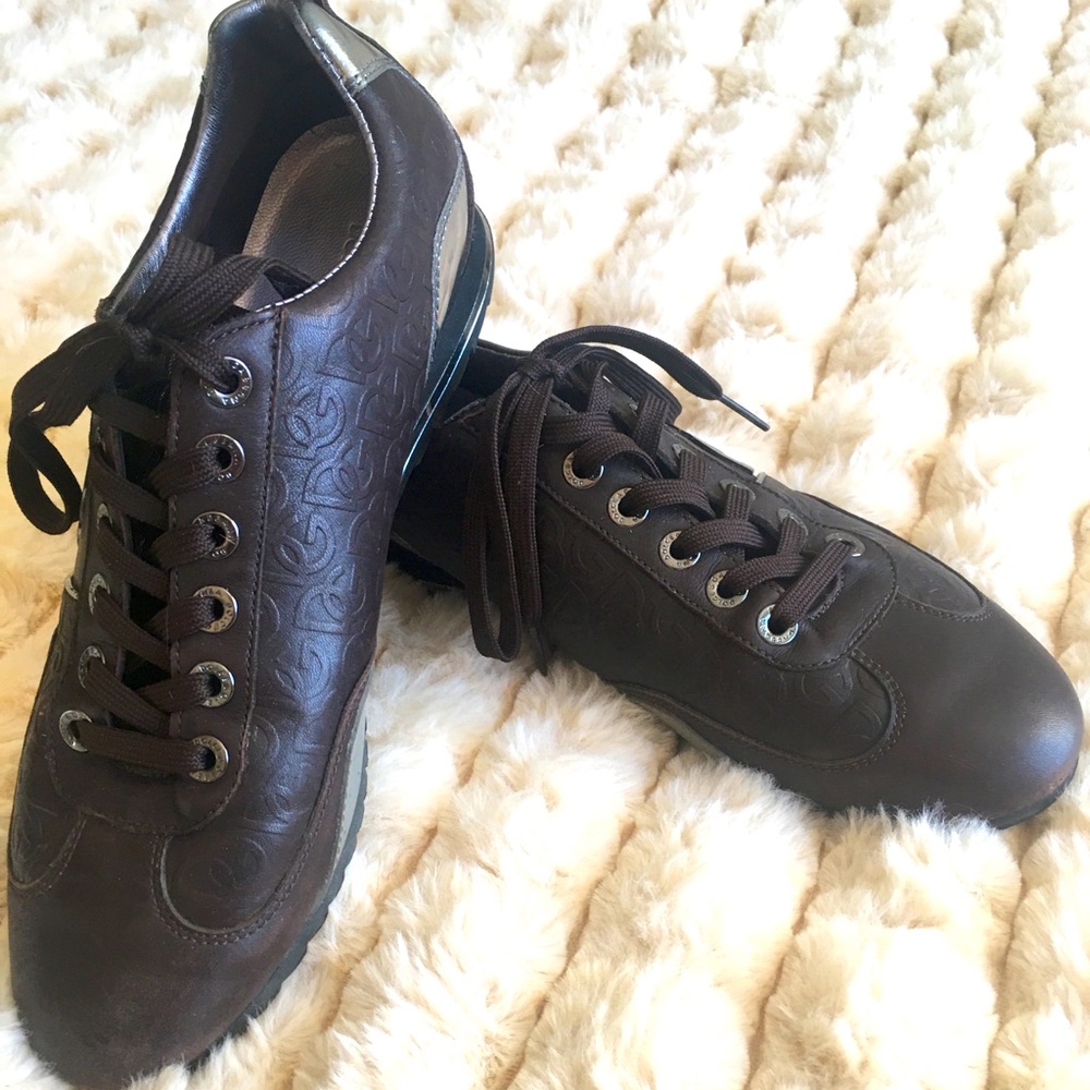 Dolce & Gabbana Chocolate brown leather sneakers in excellent used condition.